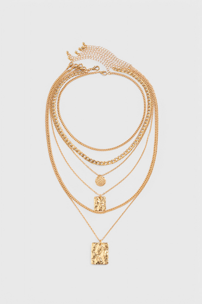 Diana | Collar con Colgante Geométrico Dorado